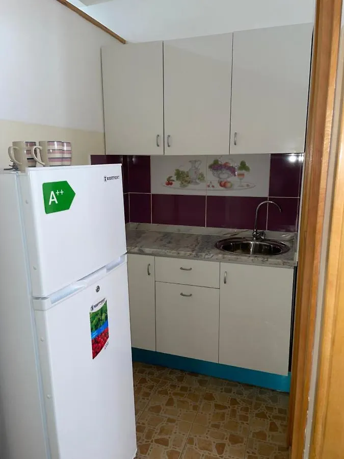 Apartamentos Avenida Praia Apartment