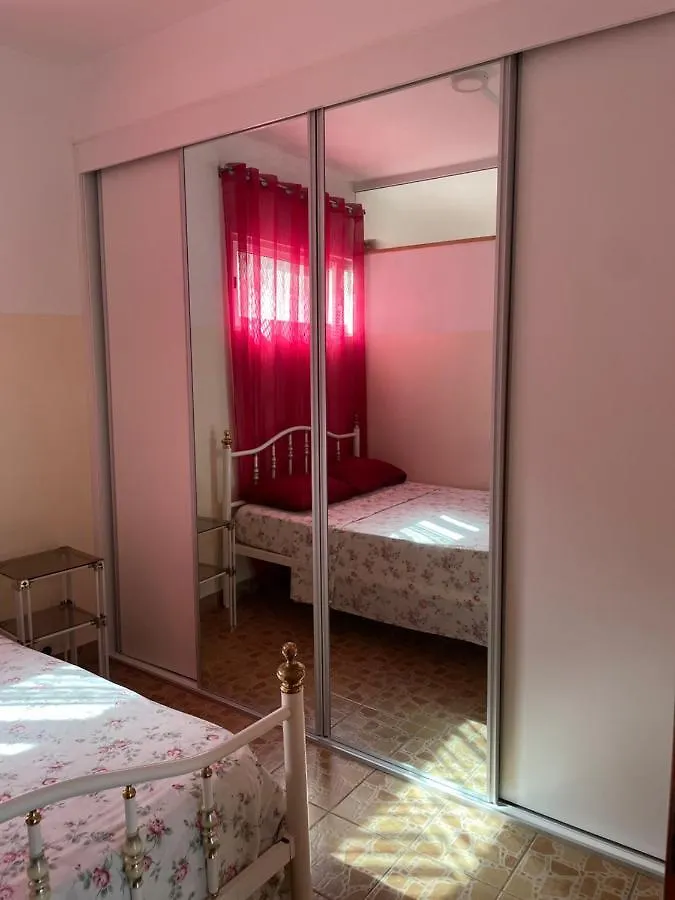 Apartamentos Avenida Praia 0*,