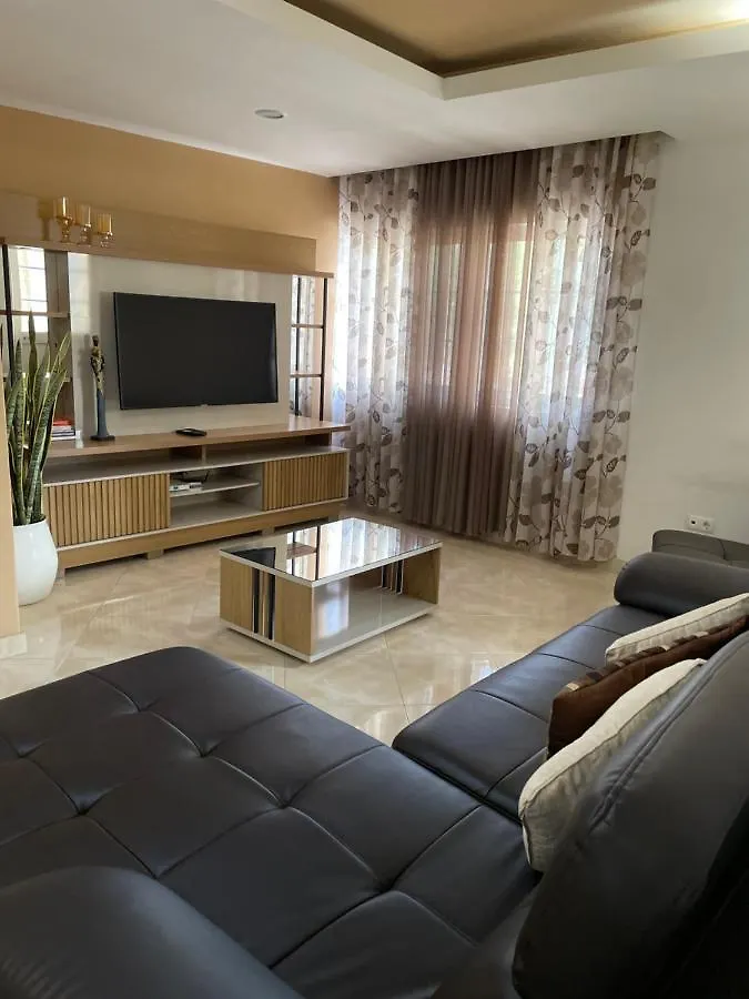 Apartamentos Avenida location